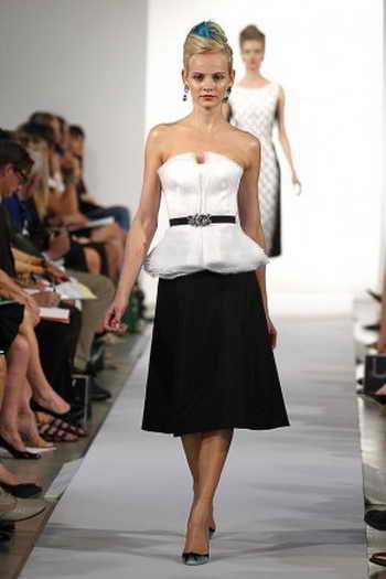 Модний показ Oscar de la Renta 11 вересня 2012 року в Нью-Йорку