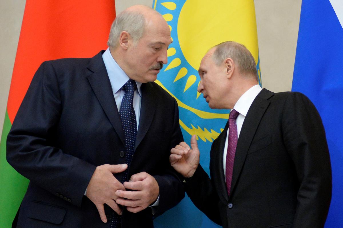 25 грудня Путін і Лукашенко обговорили ціни на газ і роботу білоруського нафтопереробного сектора в умовах проведеного Росією податкового маневру