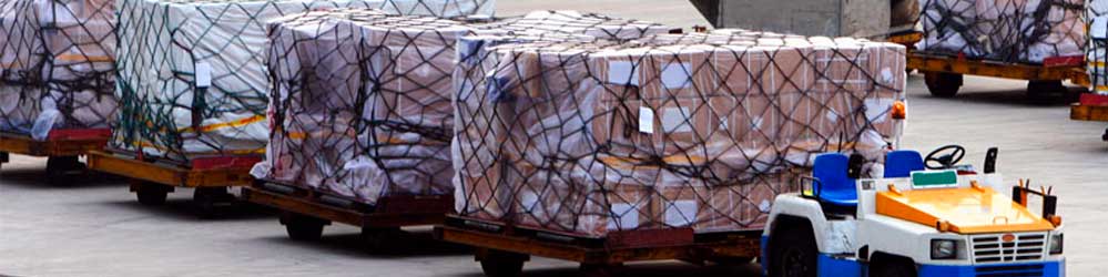 До упаковки вантажу, призначеного для транспортування повітряним транспортом, пред'являються особливі вимоги, прописані як відомчих документах Росавіації, так і в міжнародних правилах авіаперевезення